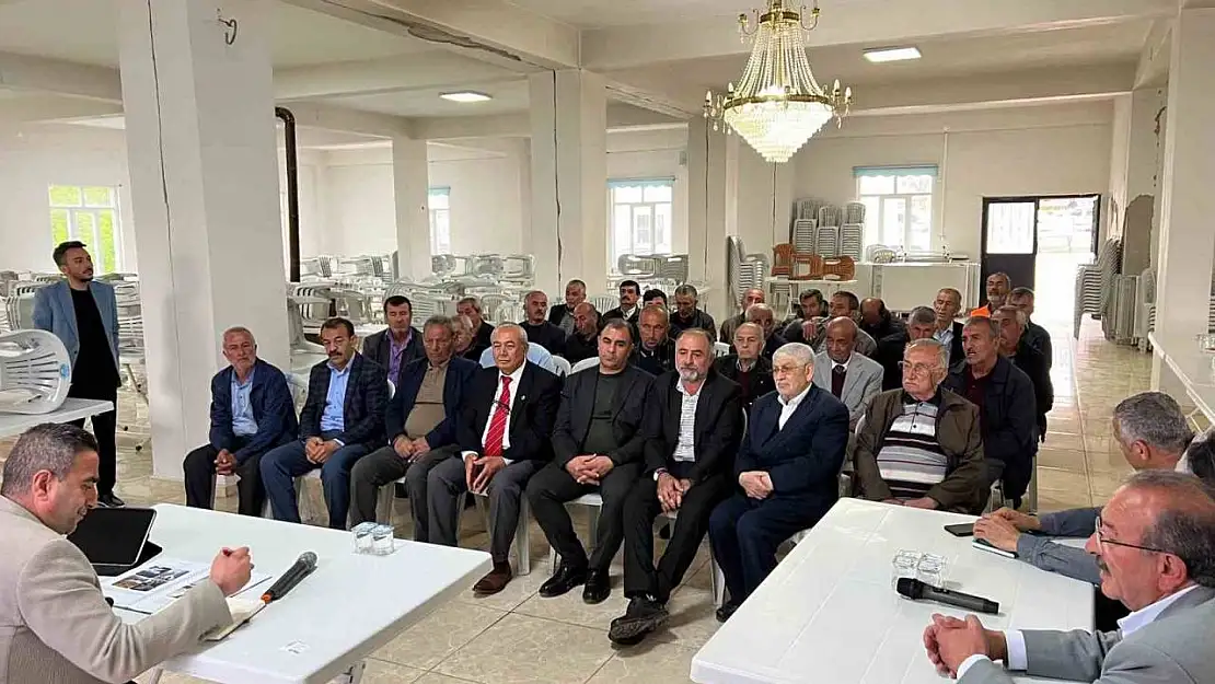 Akçadağ'da Başkan Ulutaş'ın vatandaşla buluşmaları devam ediyor
