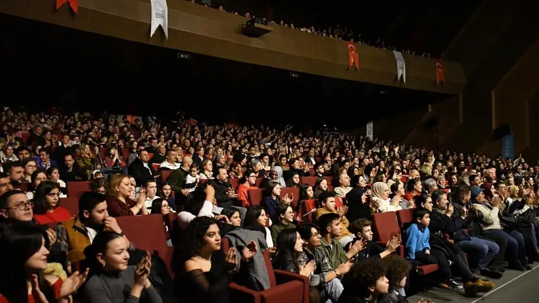 Balıkesir Büyükşehir Belediyesi MOD10 Orkestrasından muhteşem konser