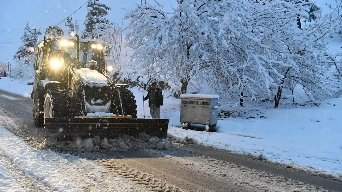 Başkan Geçit: Tüm ekiplerimizle sahadayız