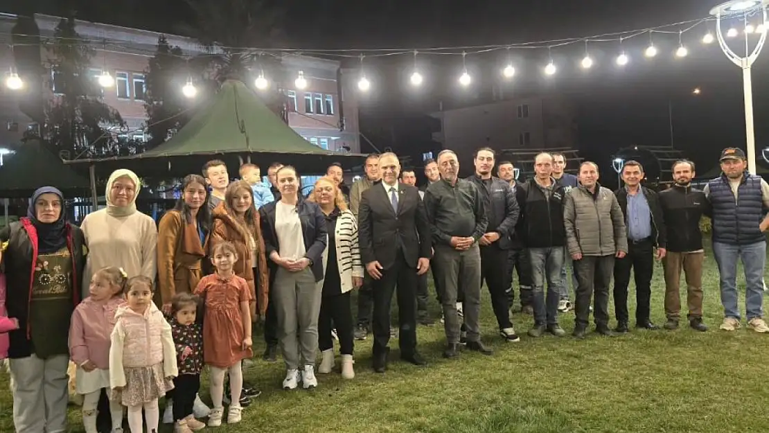 Bayırköy Belediyesi personelleri iftarda bir araya geldi