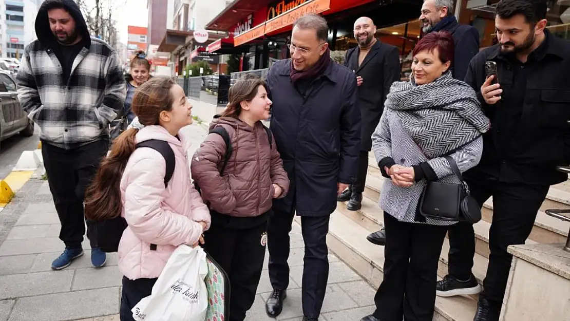 Beylikdüzü Belediye Başkanı Mehmet Murat Çalık vatandaşlarla bir araya geldi