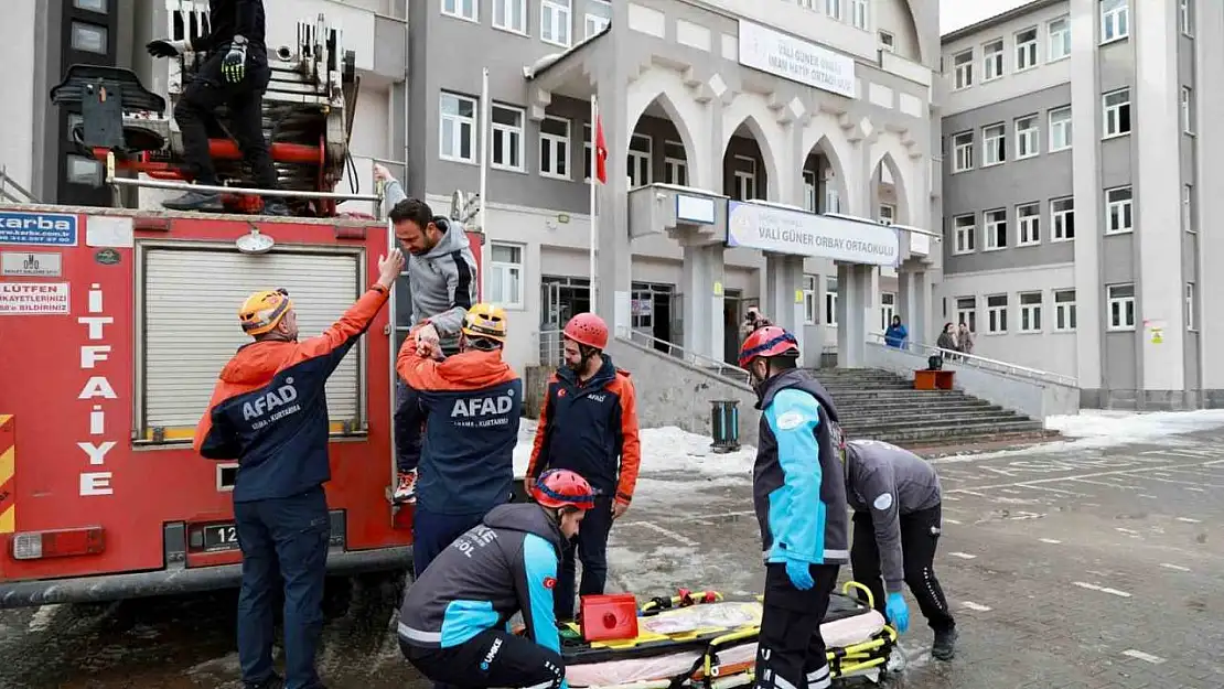 Bingöl'de öğrencilere deprem ve yangın tatbikatı