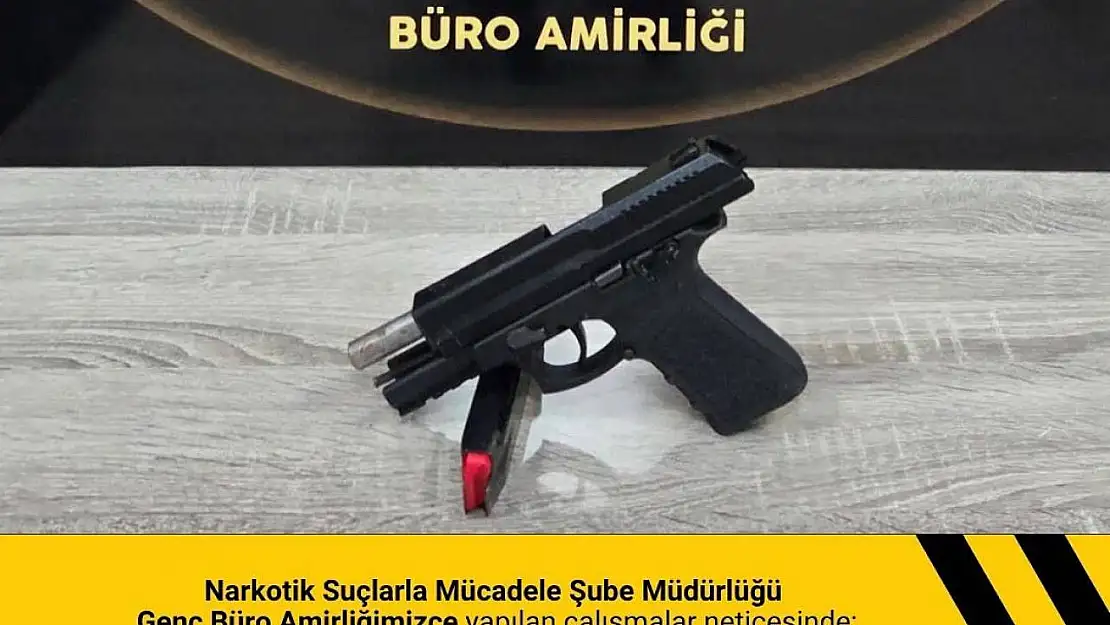 Bingöl'de ruhsatsız tabanca ve esrar ele geçirildi