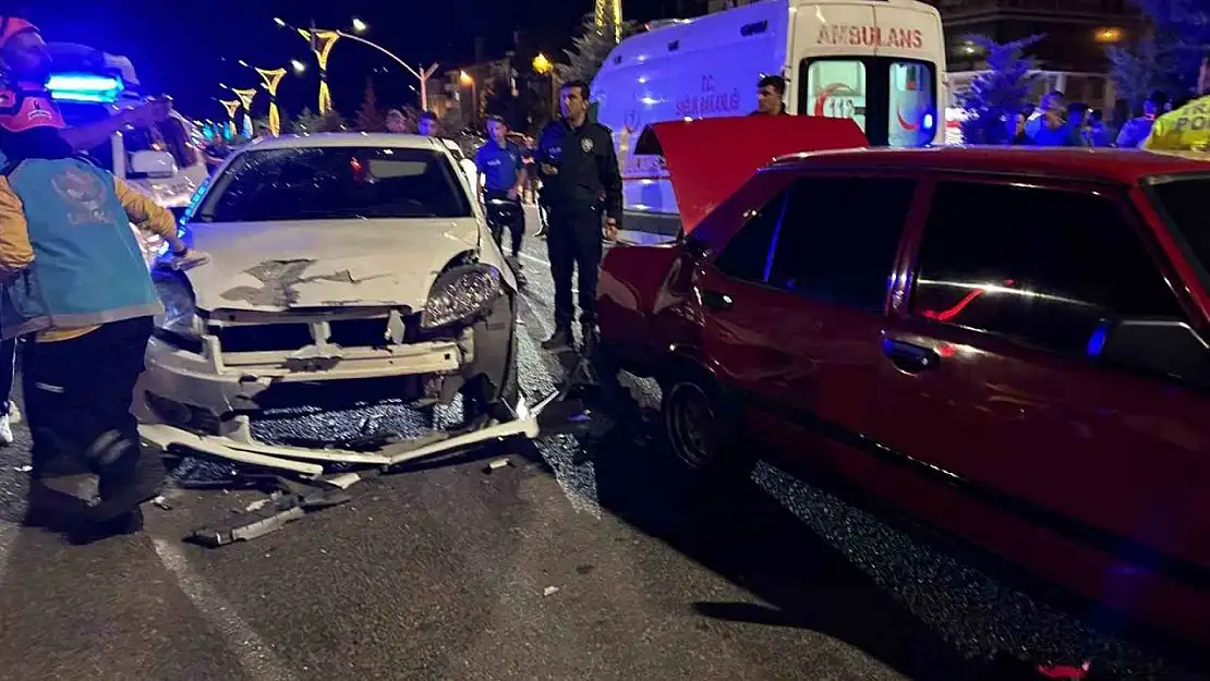 Bingöl'de zincirleme kaza: 6 yaralı