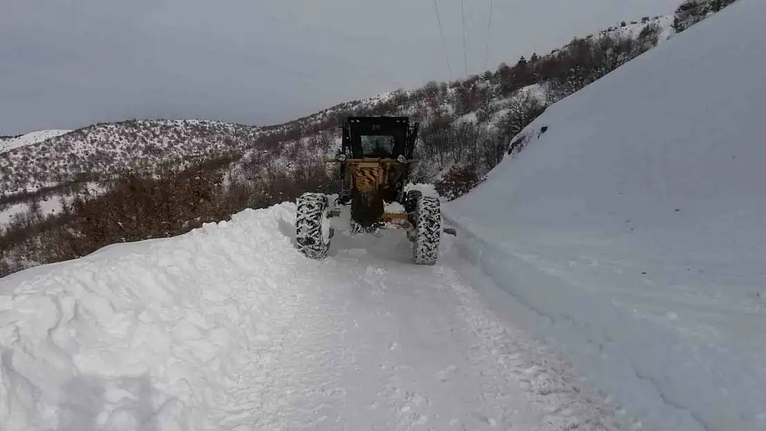 Elazığ'da 505 köy yolu ulaşıma kapandı