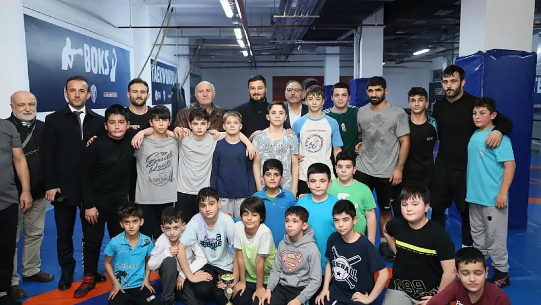 Kağıthane Belediyesi Kış Spor Okulları'nda yeni kayıt dönemini başlattı