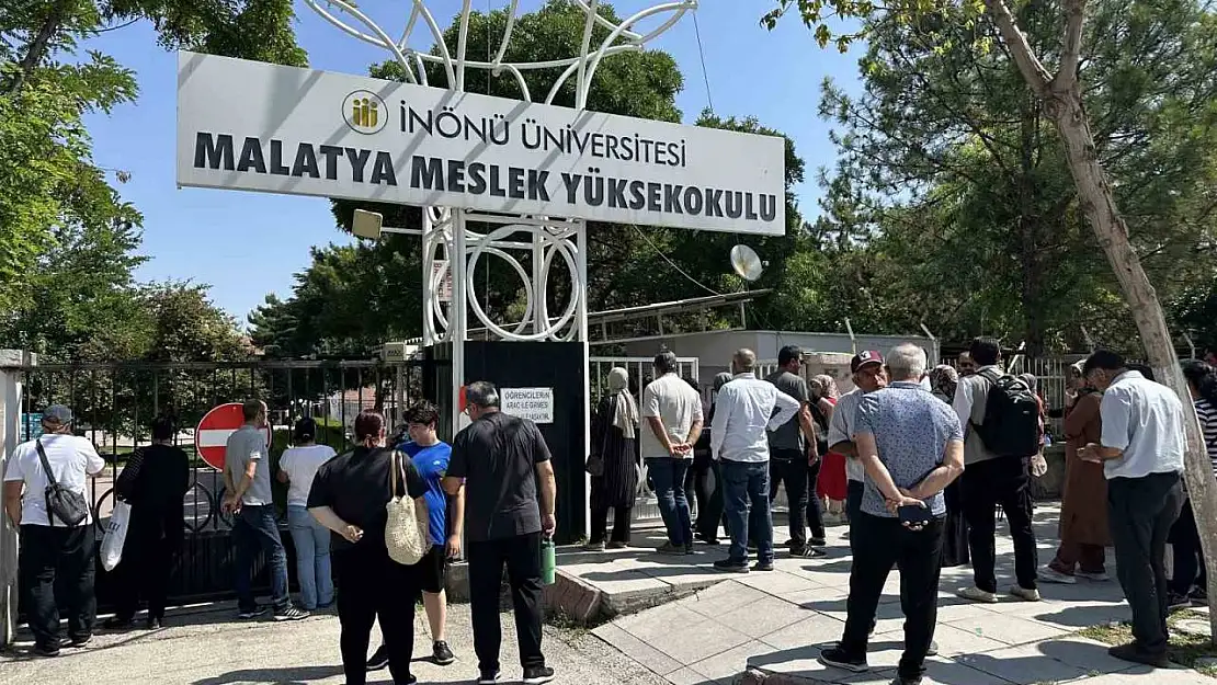 Malatya'da YKS'nin ikinci oturumu başladı