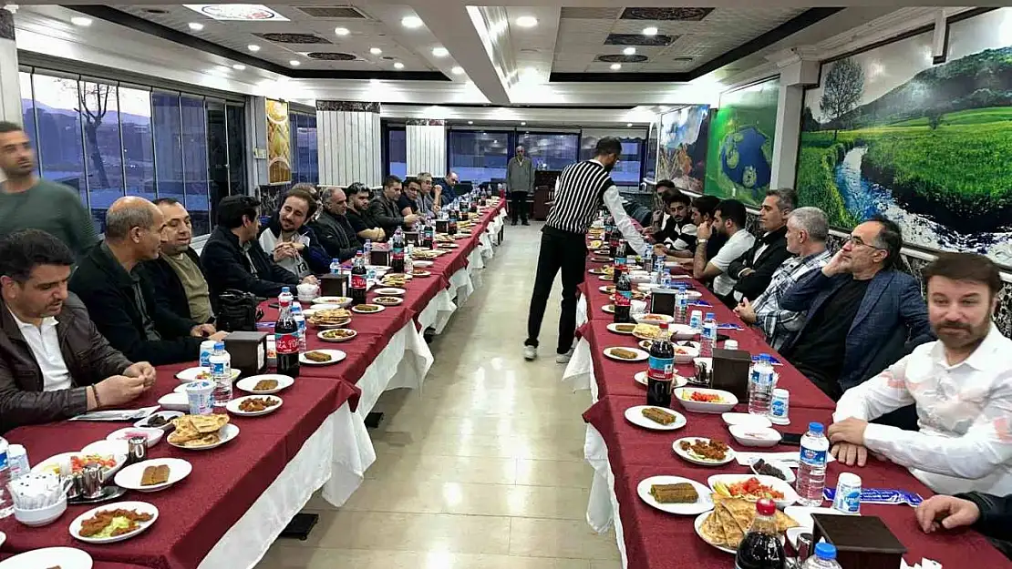 Malatya'daki Bingöllülerin iftar buluşmasında birlik ve beraberlik mesajı