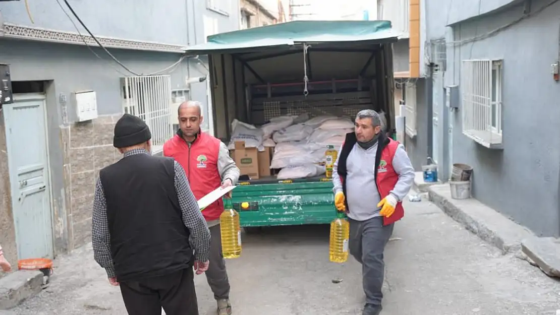 Şehitkamil, dar gelirli aileleri unutmadı