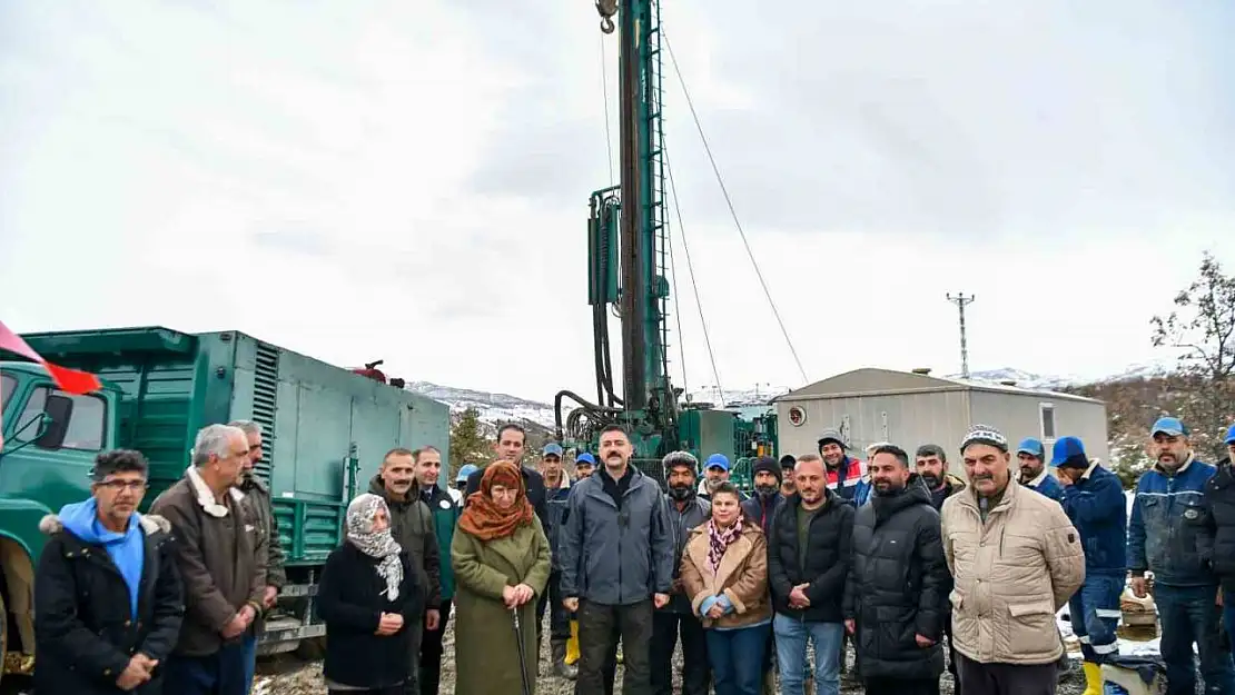 Tunceli'de bir mahalle içme suyuna kavuşuyor