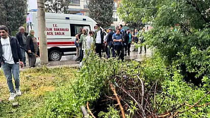 Malatya'da müstakil ev çöktü: 3 kişi yaralandı