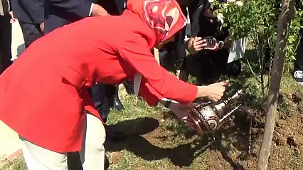Aile ve Sosyal Hizmetler Bakanı Göktaş, Tunceli'de
