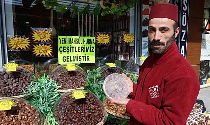 Ramazan'ın vazgeçilmezi hurma tezgahlardaki yerini aldı