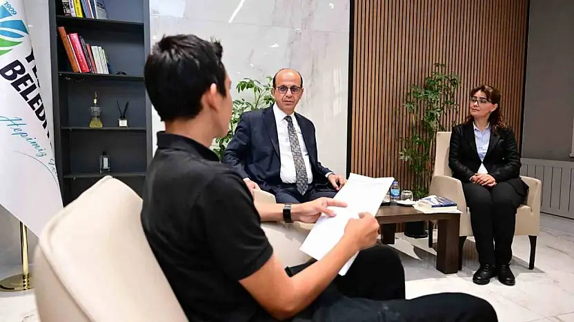 Başkan Geçit: 'Hayatımın merkezinde çalışmak var'