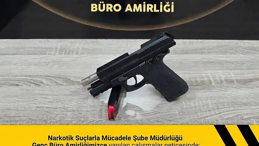 Bingöl'de ruhsatsız tabanca ve esrar ele geçirildi