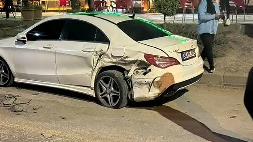 Elazığ'da iki otomobil çarpıştı: 1 yaralı